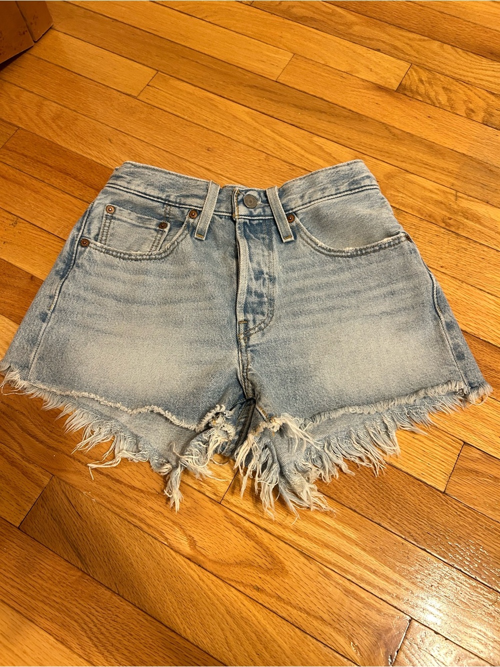 Levi's Light Wash High-Rise Frayed Hem Denim Shorts